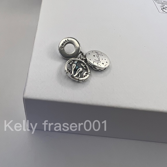 PANDORA charm - Picture 3 of 3